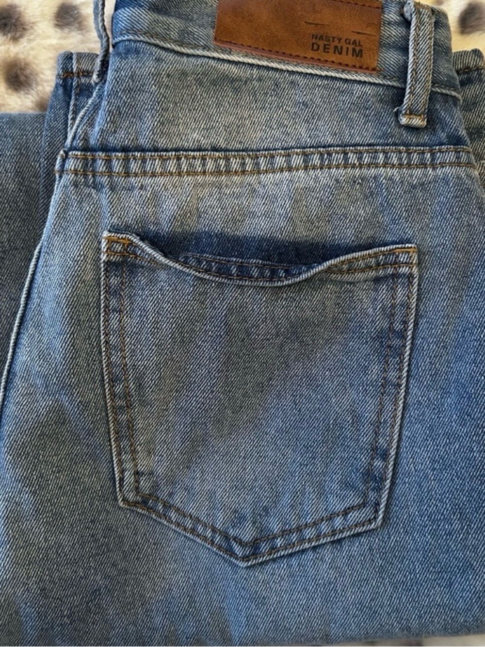 Nasty Gal Light Blue High-Rise Wide-Leg Jeans. Size 7/8 - Picture 2 of 10